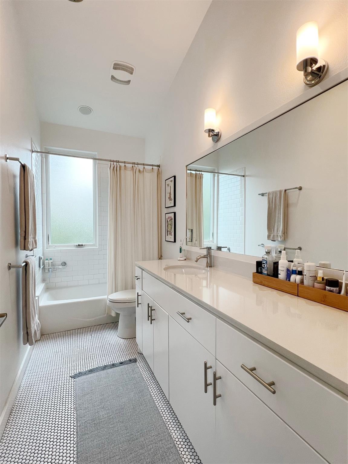 1204 Woodland Avenue Austin TX 78704