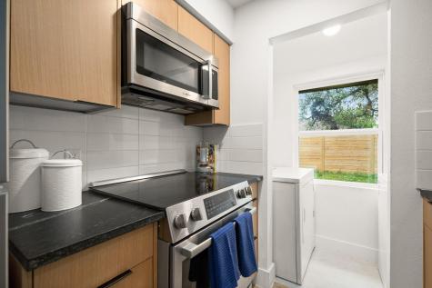 6807 Woodhue Drive Austin TX 78745