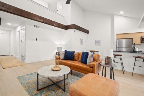 6807 Woodhue Drive Austin TX 78745
