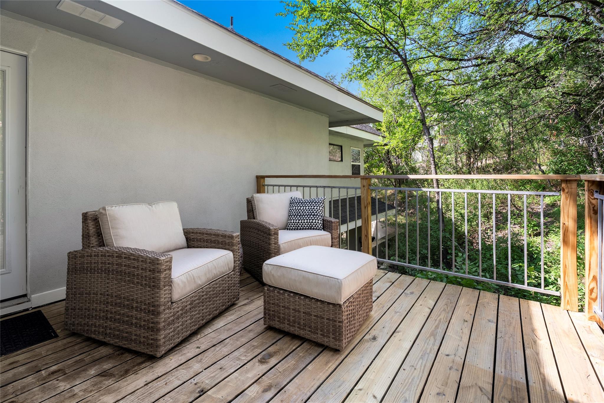 2101 Airole Way Austin TX 78704