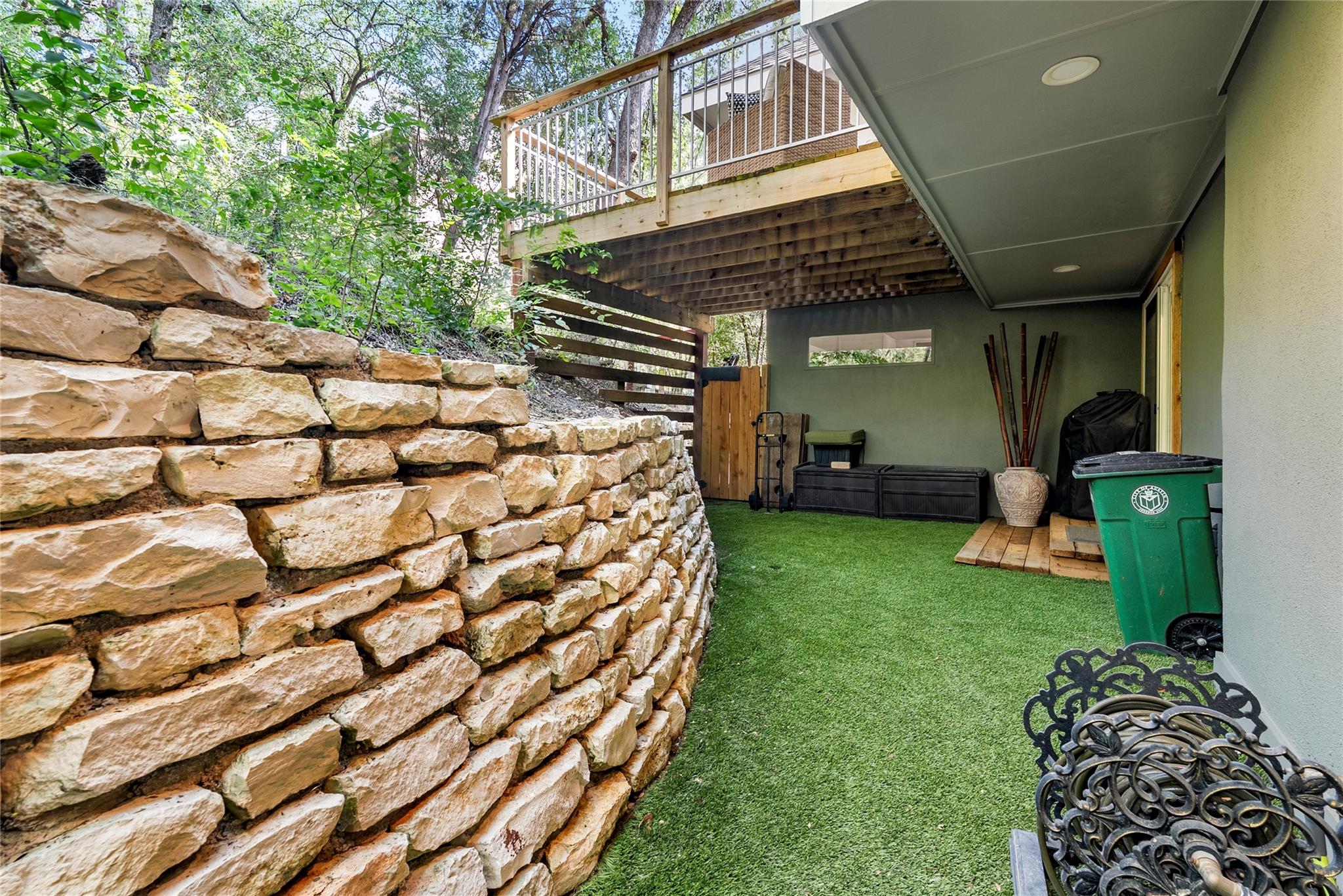 2101 Airole Way Austin TX 78704