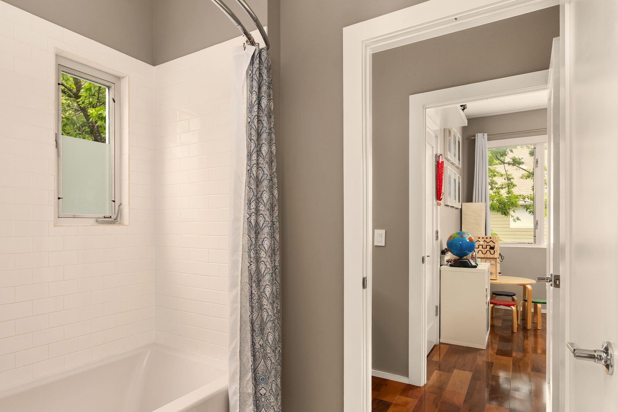 608 W Annie Street Austin TX 78704