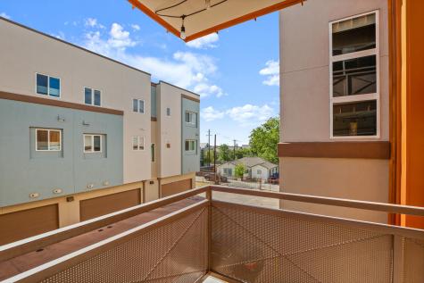 2827 Manor Road Austin TX 78722