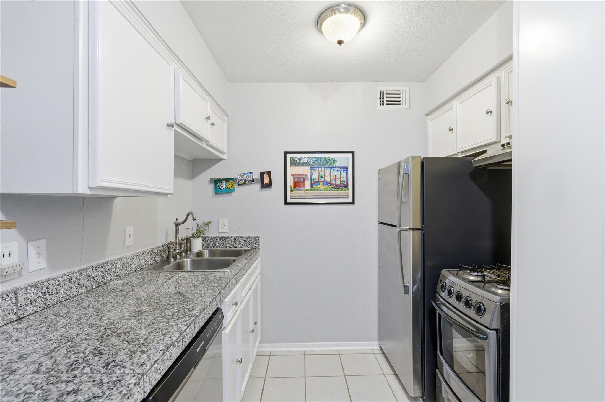 2021 Bluebonnet Lane Austin TX 78704