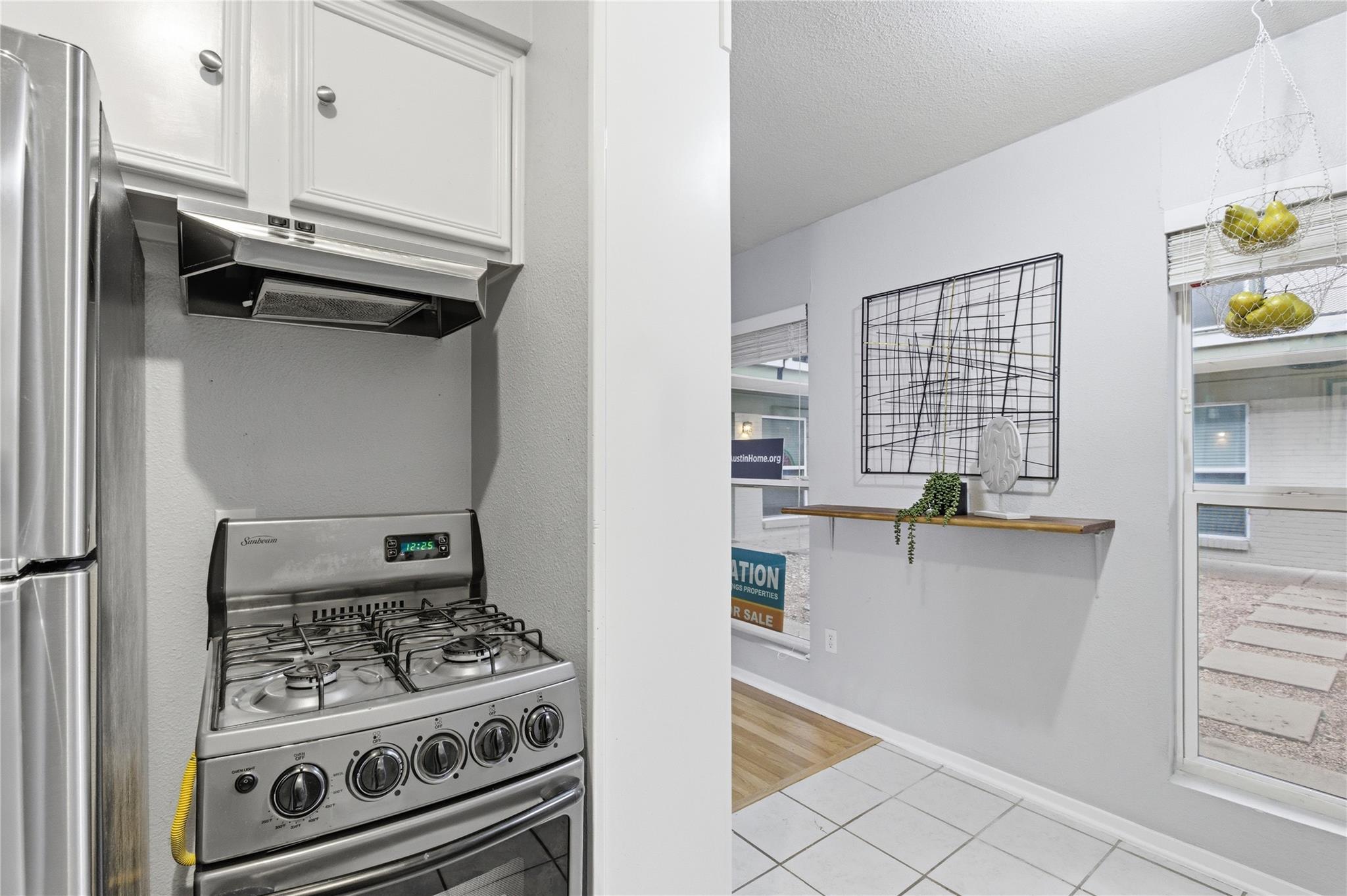 2021 Bluebonnet Lane Austin TX 78704