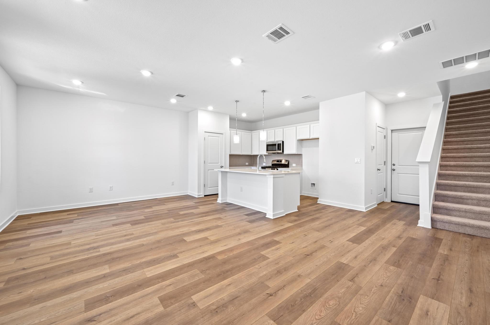 497 Orleanian Drive Buda TX 78610