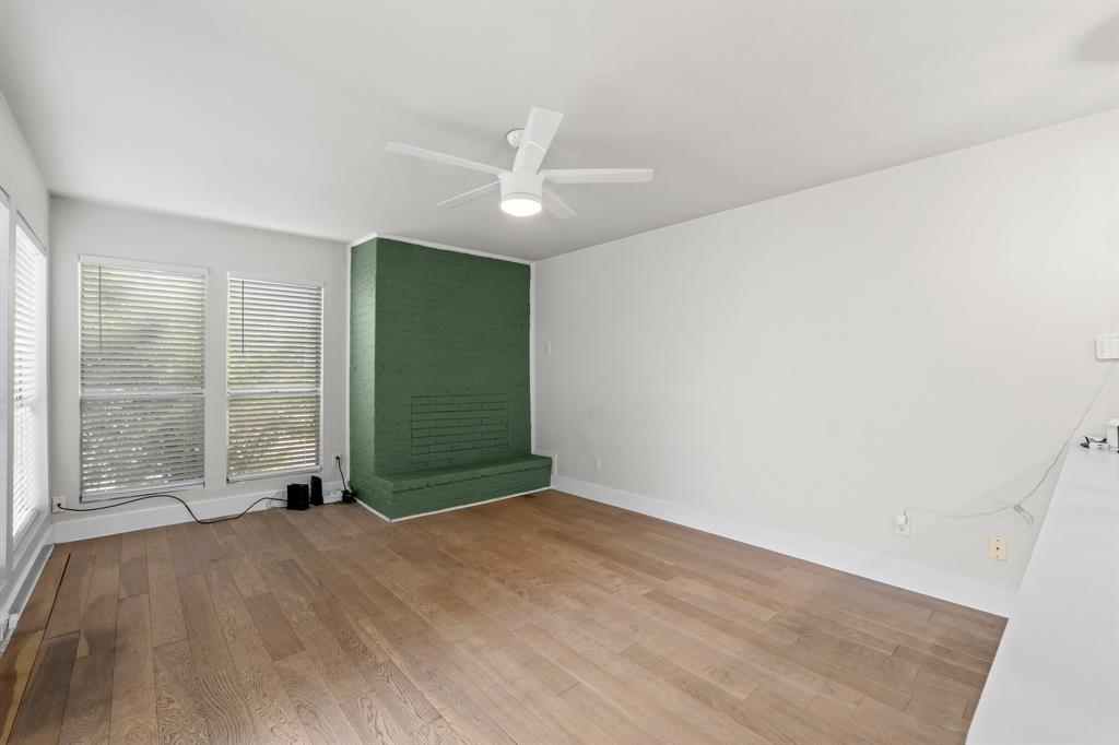 909 Reinli Street Austin TX 78751