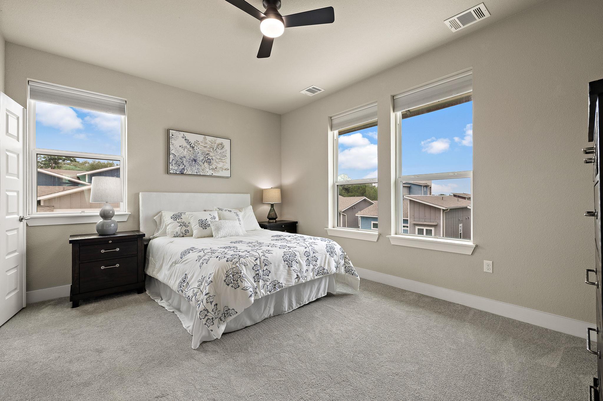 1913 Teagle Drive Austin TX 78741