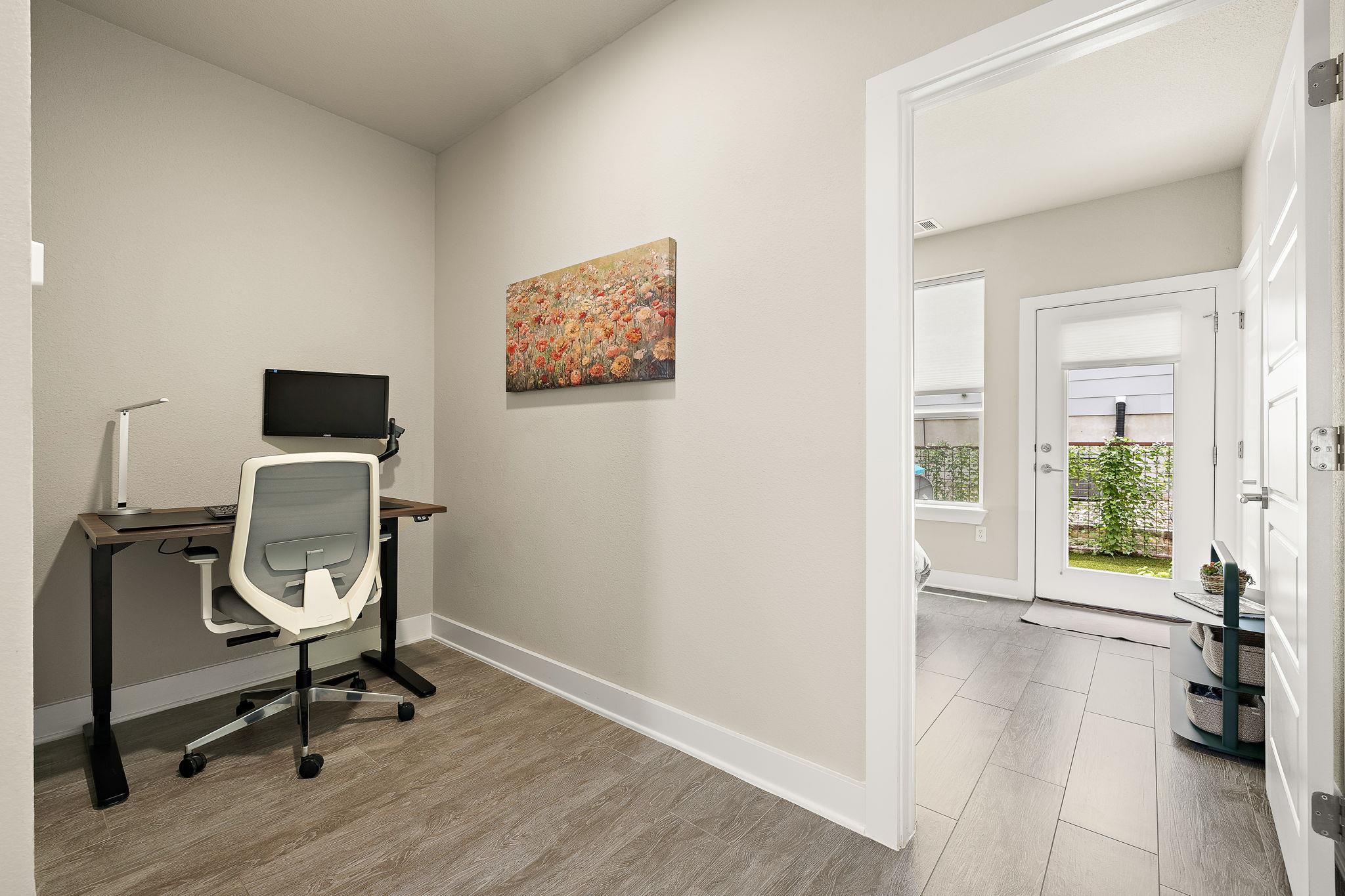 1913 Teagle Drive Austin TX 78741