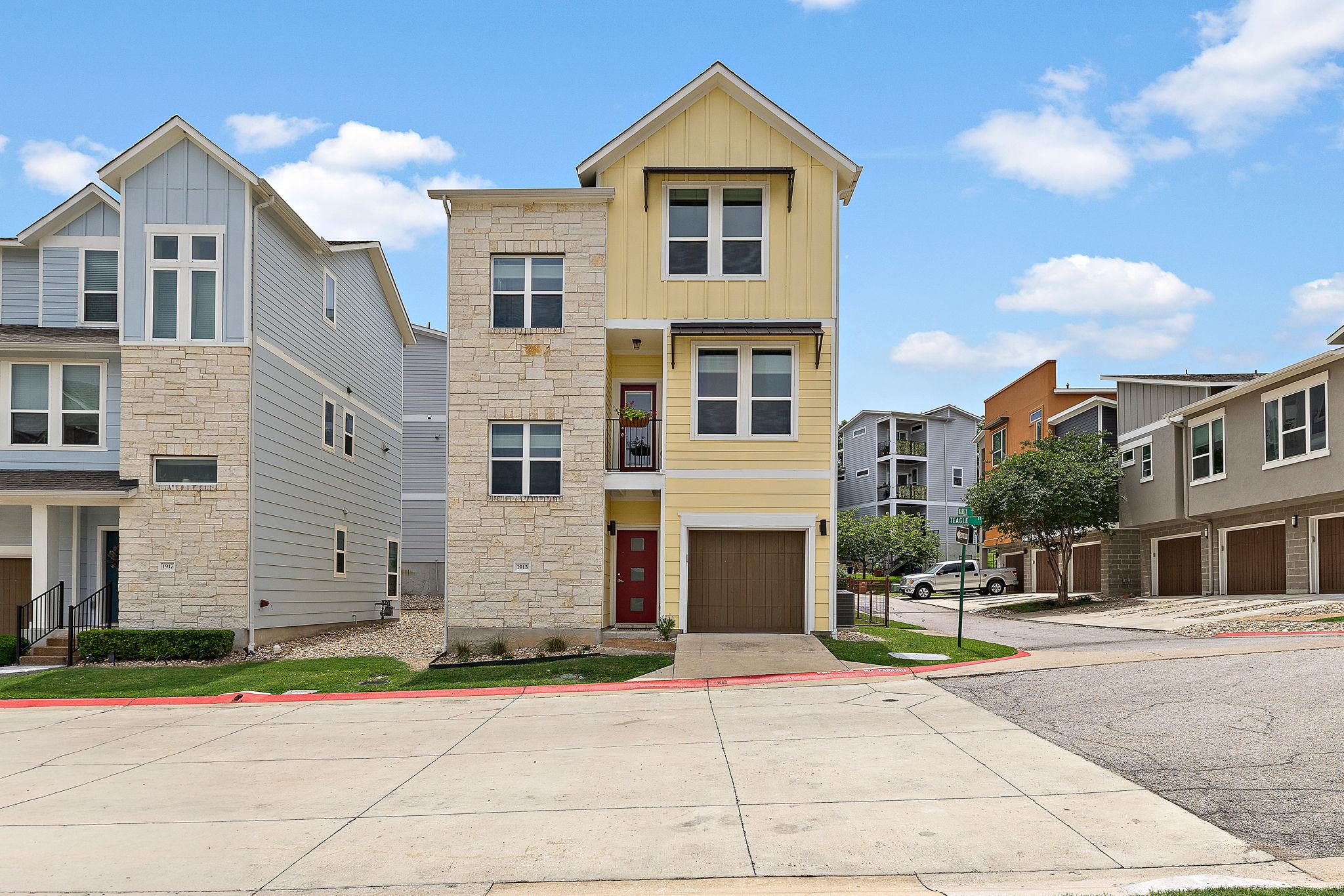 1913 Teagle Drive Austin TX 78741