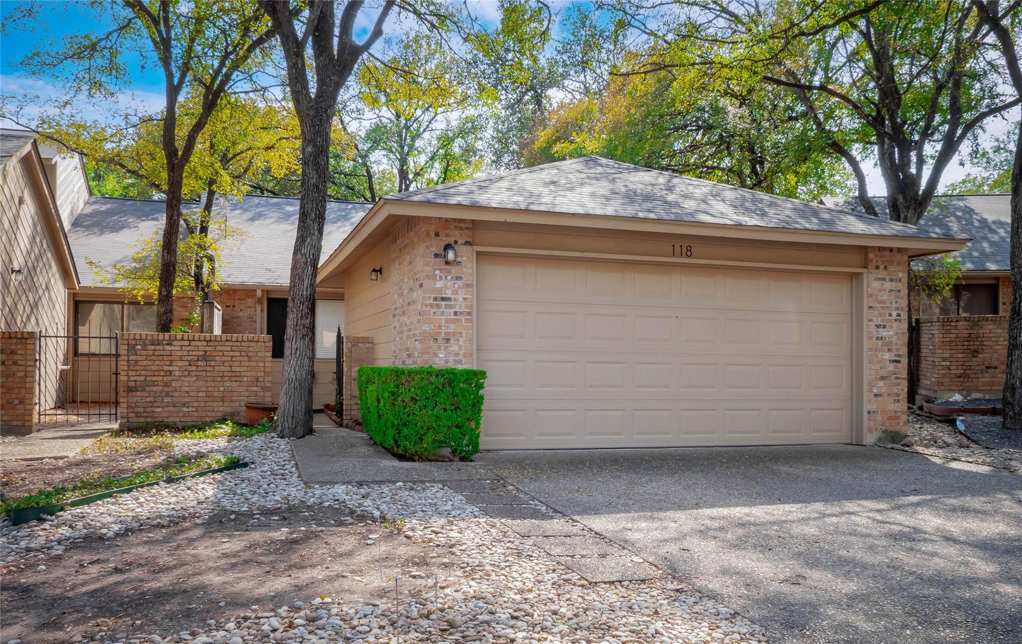 7211 Lakewood Drive Austin TX 78750