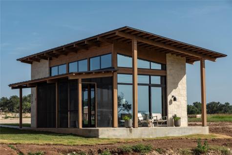9361 W Us Highway 290 Hye TX 78635