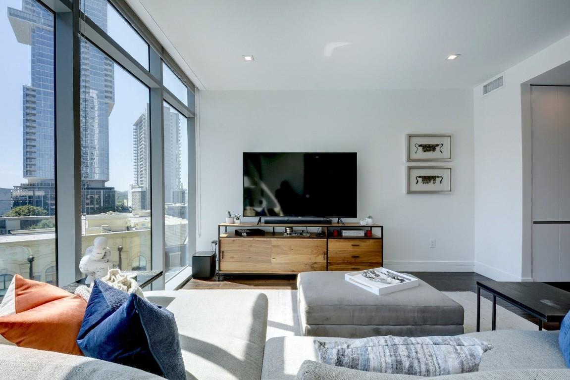 501 West Avenue Austin TX 78701