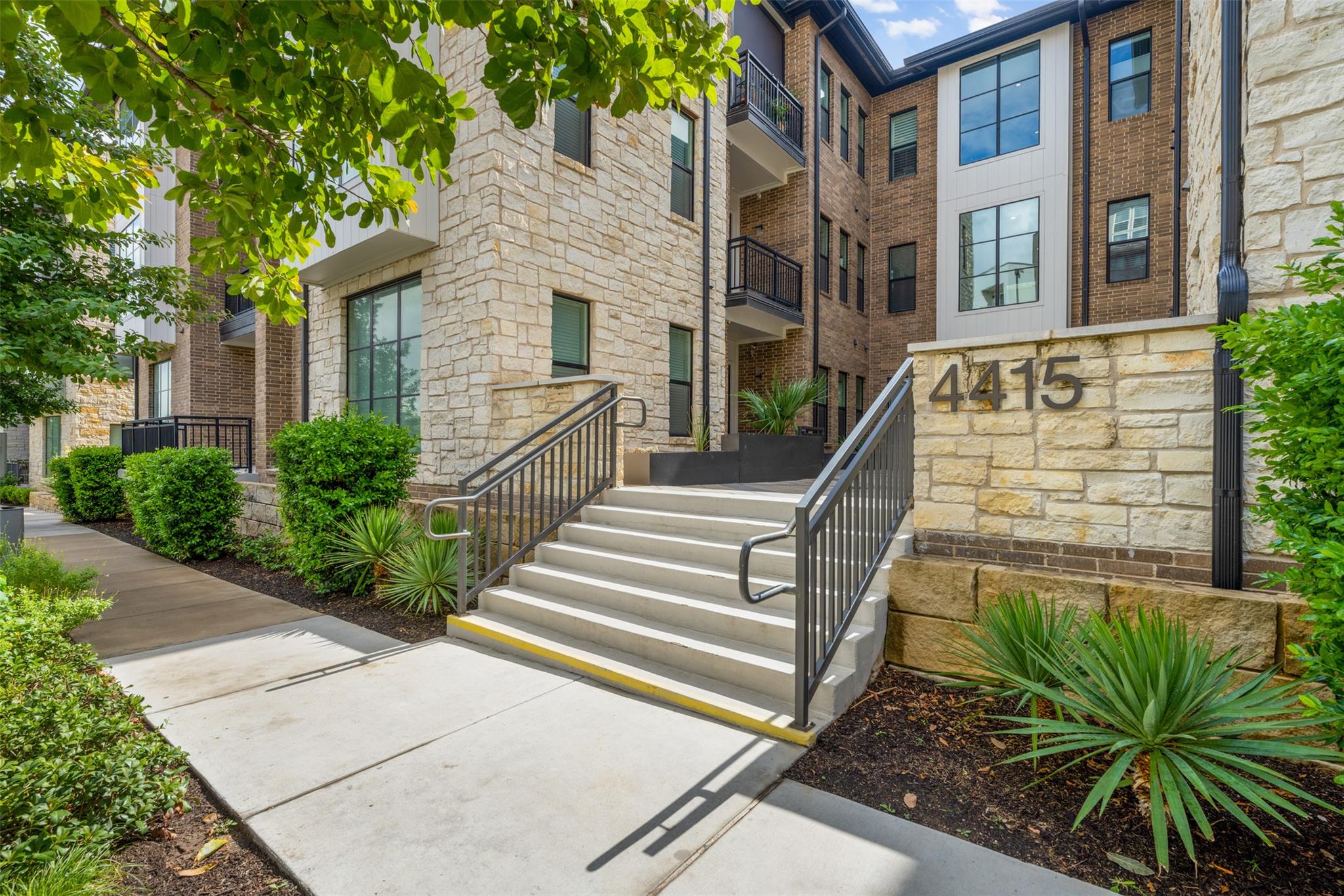 4415 Jackson Avenue Austin TX 78731