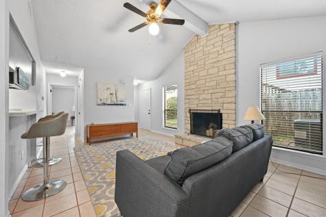 275 Mooring Circle Lakeway TX 78734