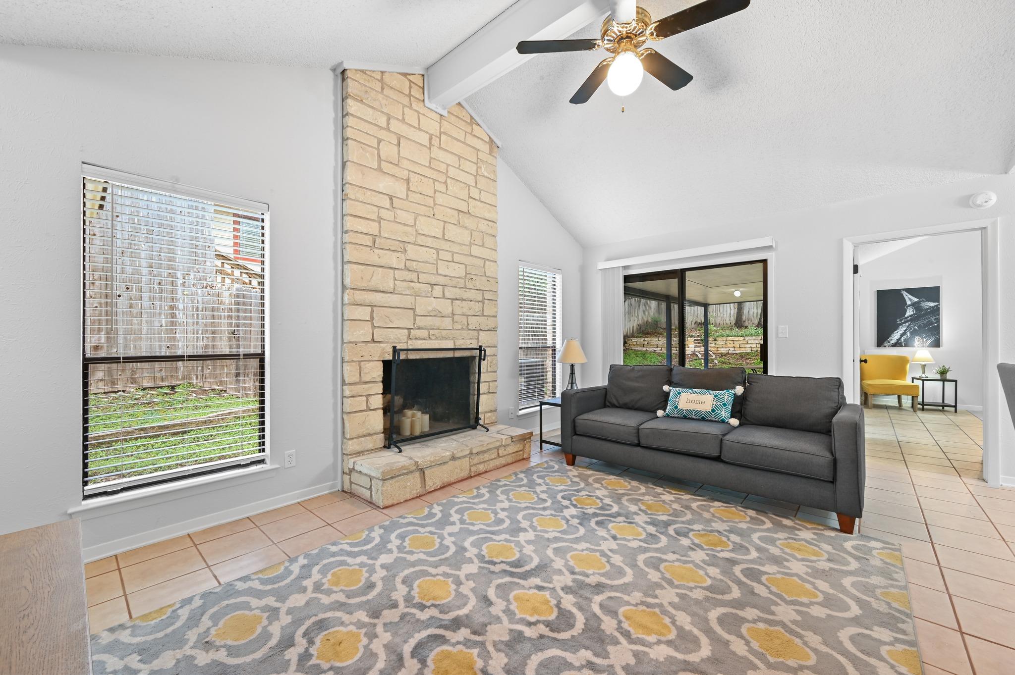 275 Mooring Circle Lakeway TX 78734