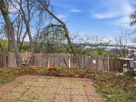 1301 Mckie Cove Austin TX 78752