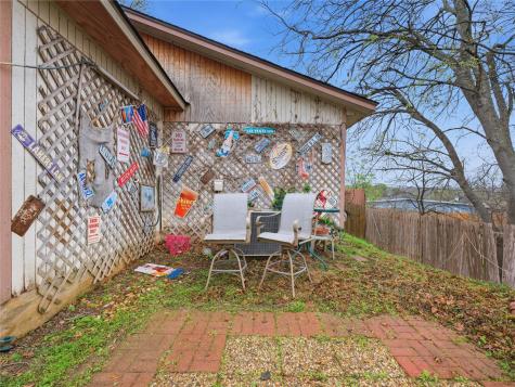 1301 Mckie Cove Austin TX 78752