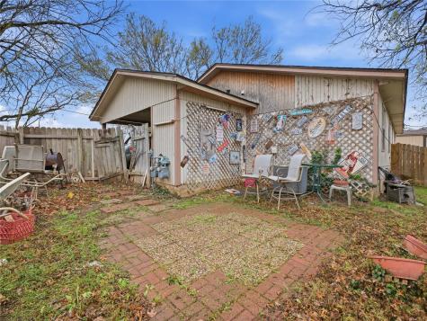 1301 Mckie Cove Austin TX 78752