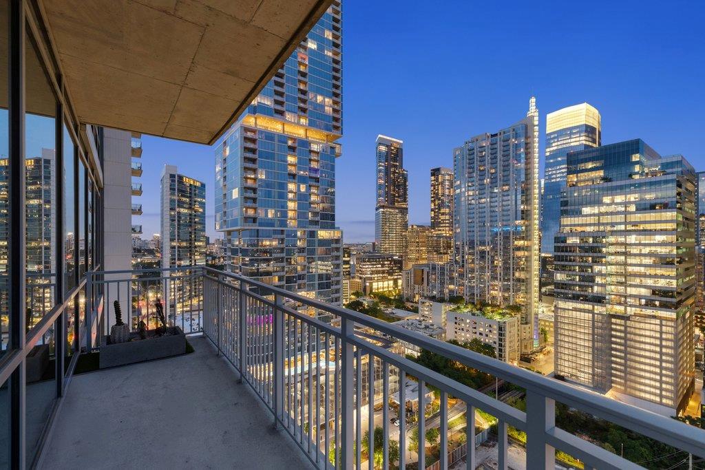 222 West Avenue Austin TX 78701