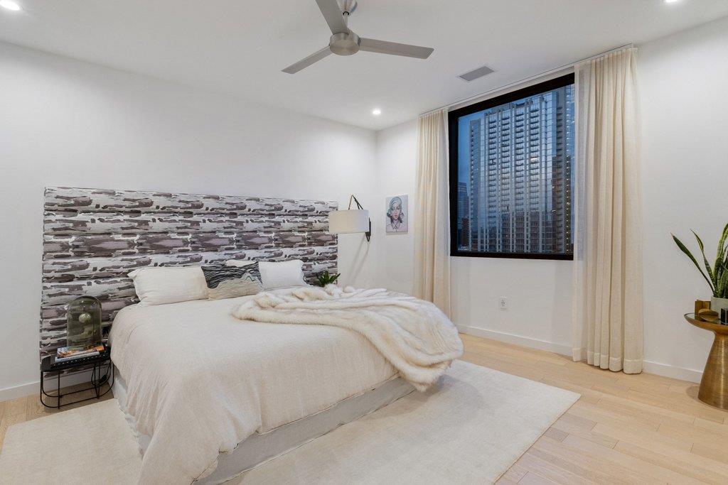 222 West Avenue Austin TX 78701