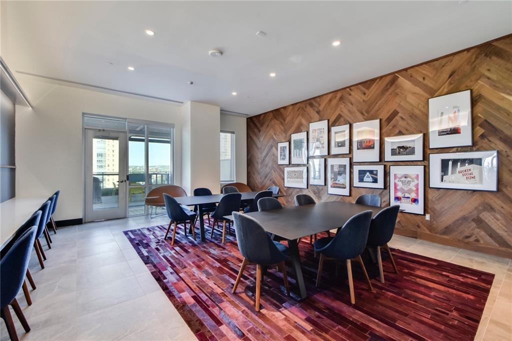 222 West Avenue Austin TX 78701
