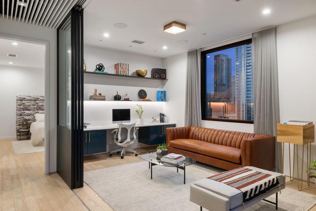 222 West Avenue Austin TX 78701