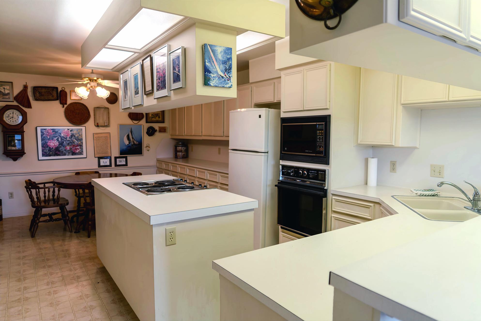 6820 Cypress Point N Austin TX 78746