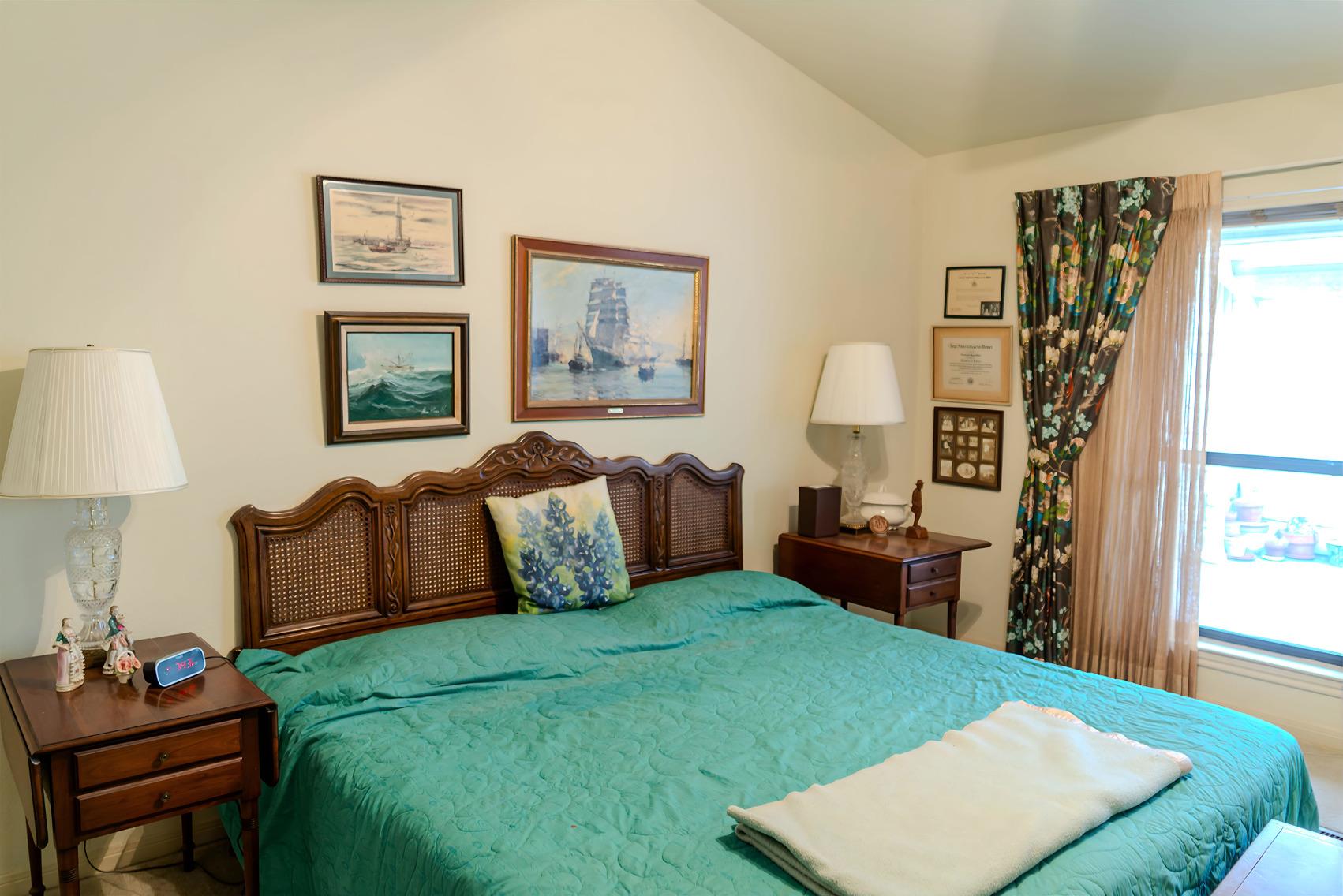 6820 Cypress Point N Austin TX 78746