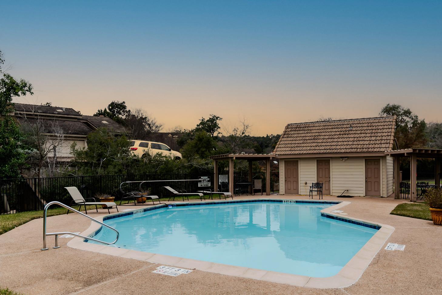6820 Cypress Point N Austin TX 78746