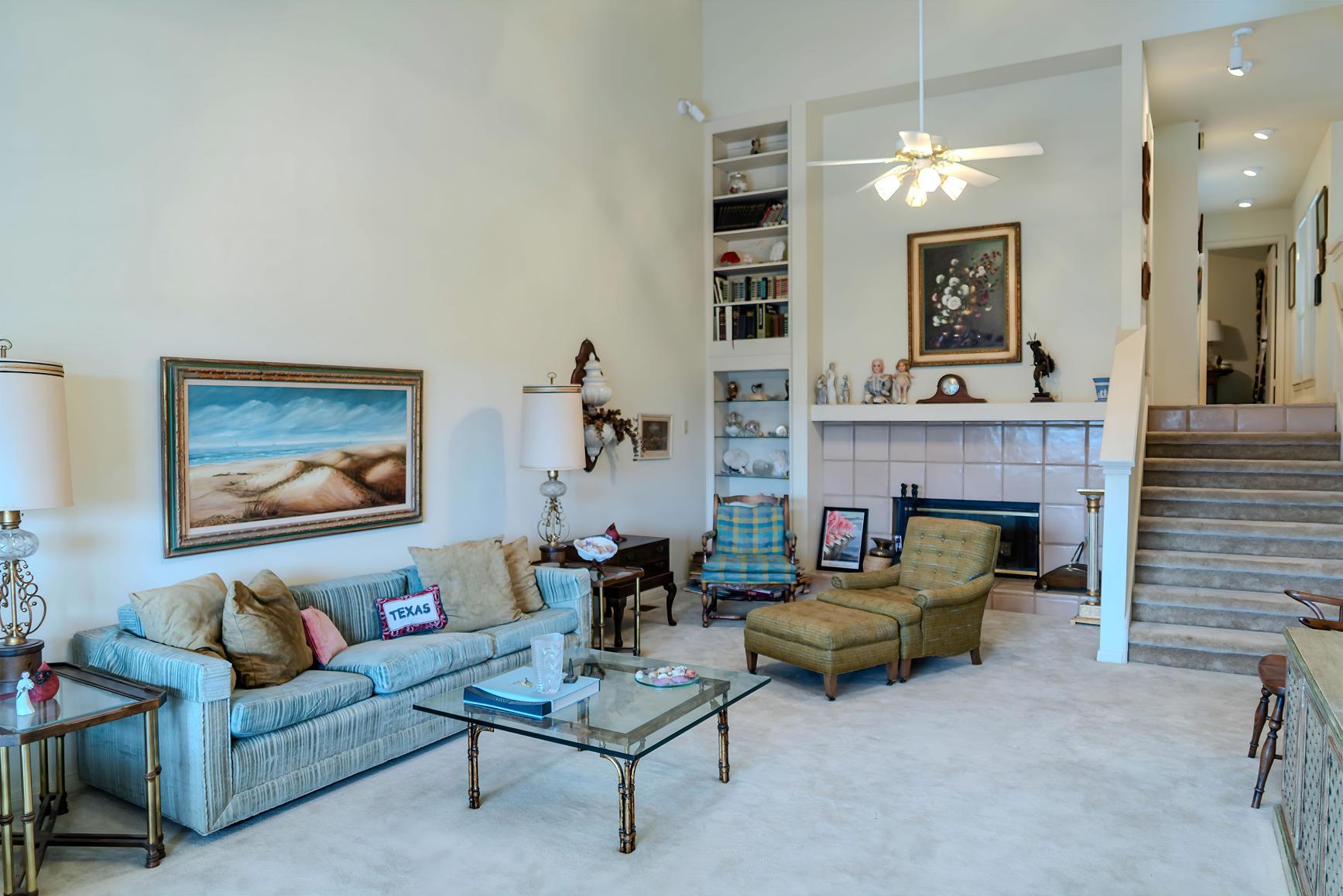 6820 Cypress Point N Austin TX 78746