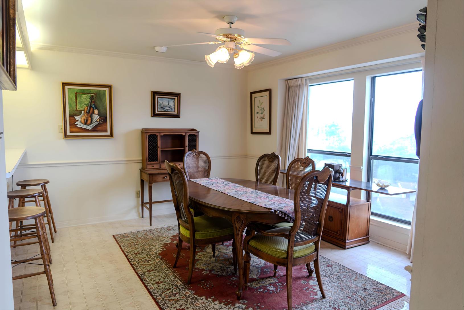 6820 Cypress Point N Austin TX 78746