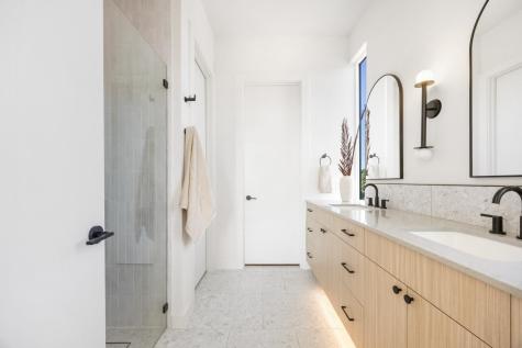 10821 Desert Trail Austin TX 78758