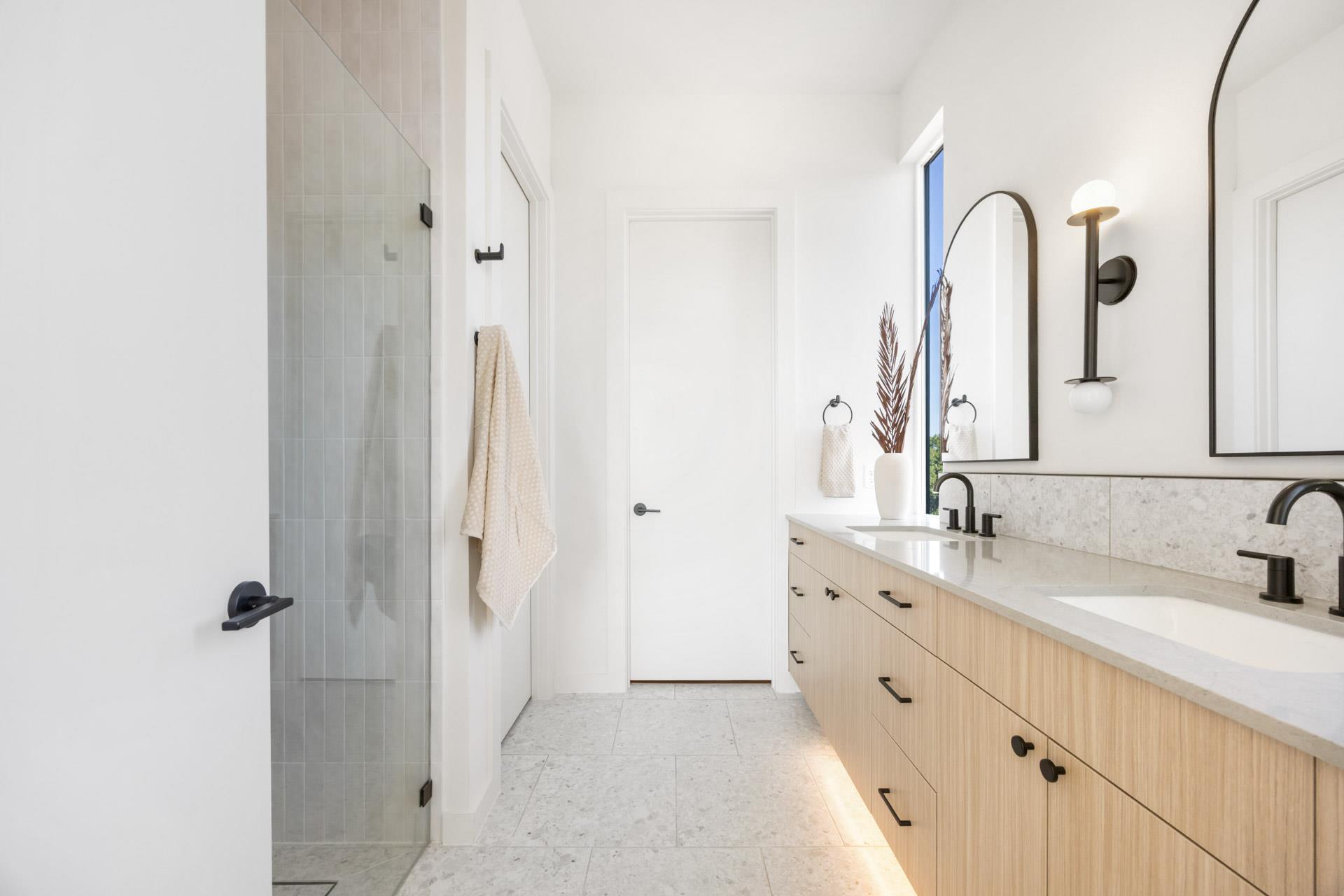 10821 Desert Trail Austin TX 78758