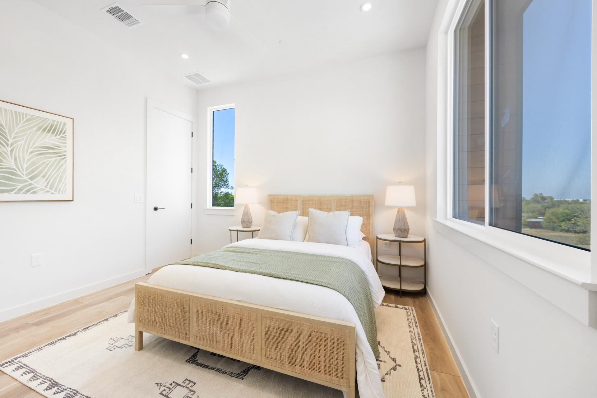 10821 Desert Trail Austin TX 78758