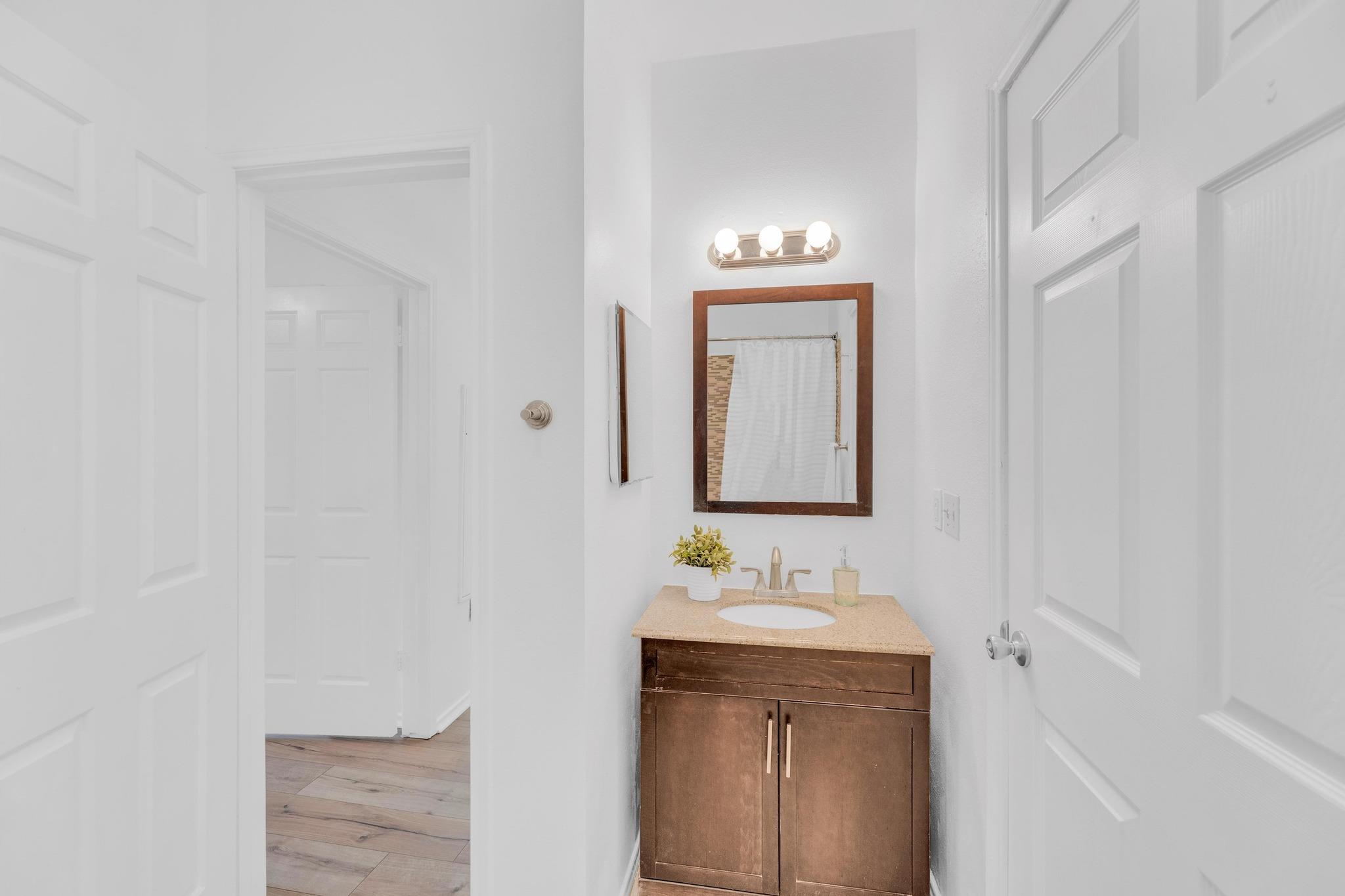 2414 Longview Street Austin TX 78705