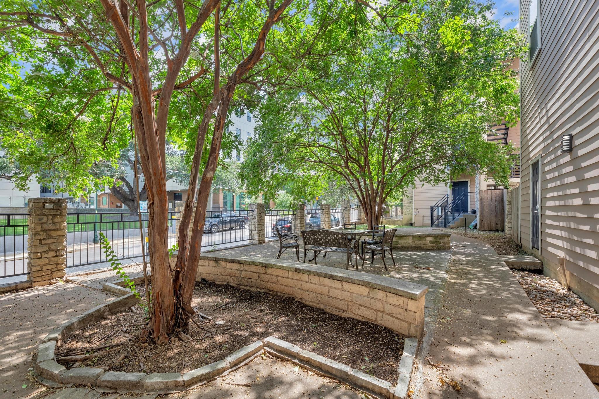 2414 Longview Street Austin TX 78705
