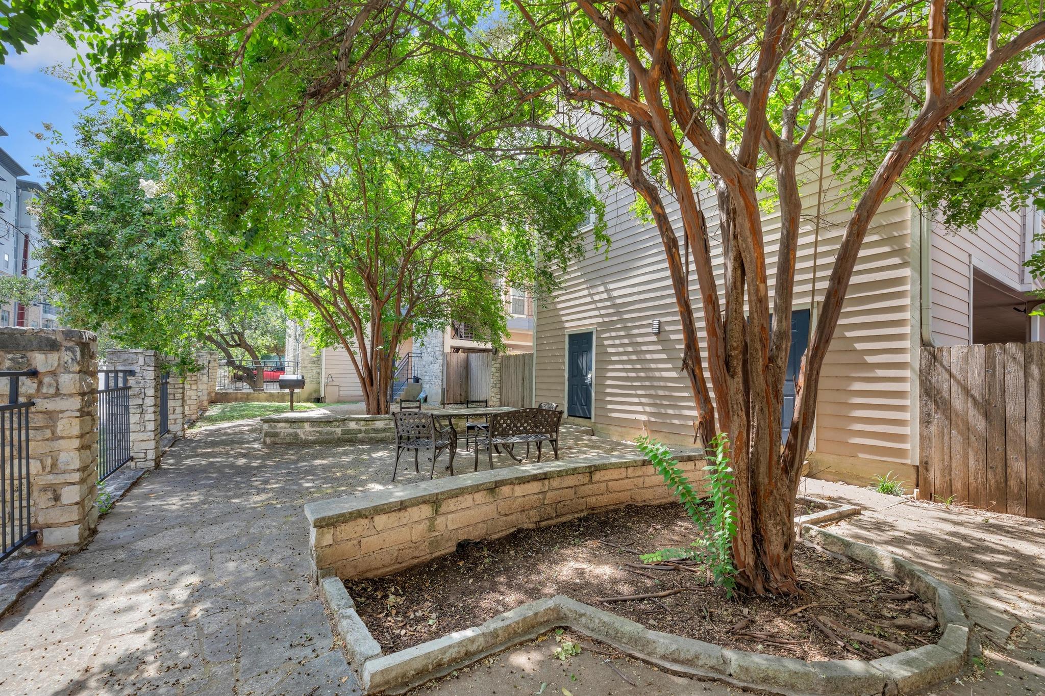 2414 Longview Street Austin TX 78705