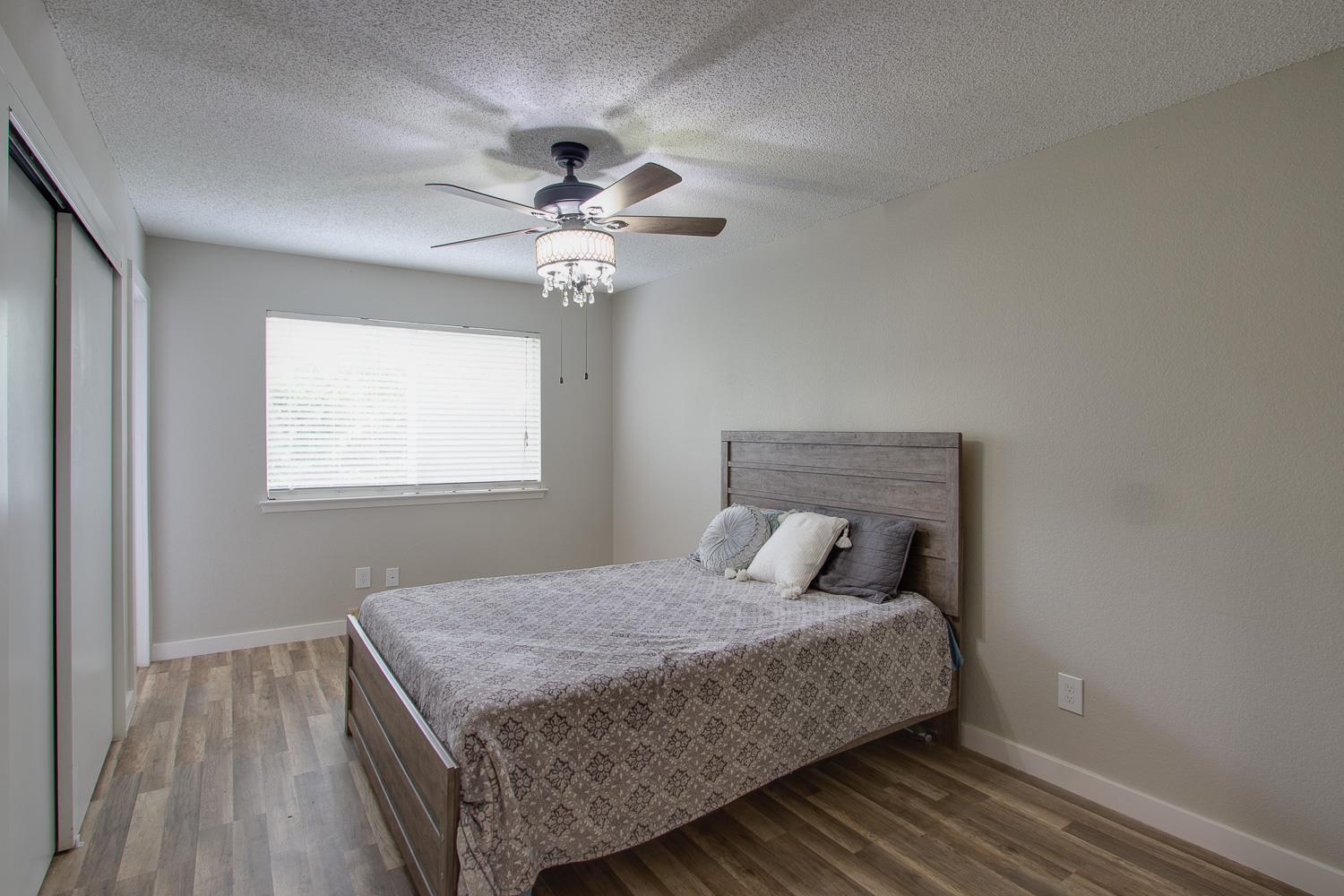 1015 E Yager Lane Austin TX 78753