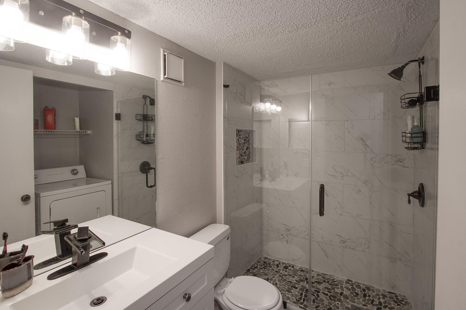 1015 E Yager Lane Austin TX 78753