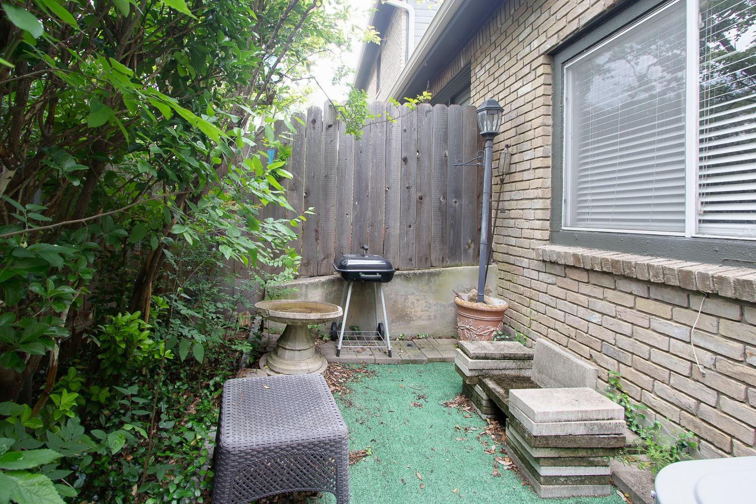 1015 E Yager Lane Austin TX 78753