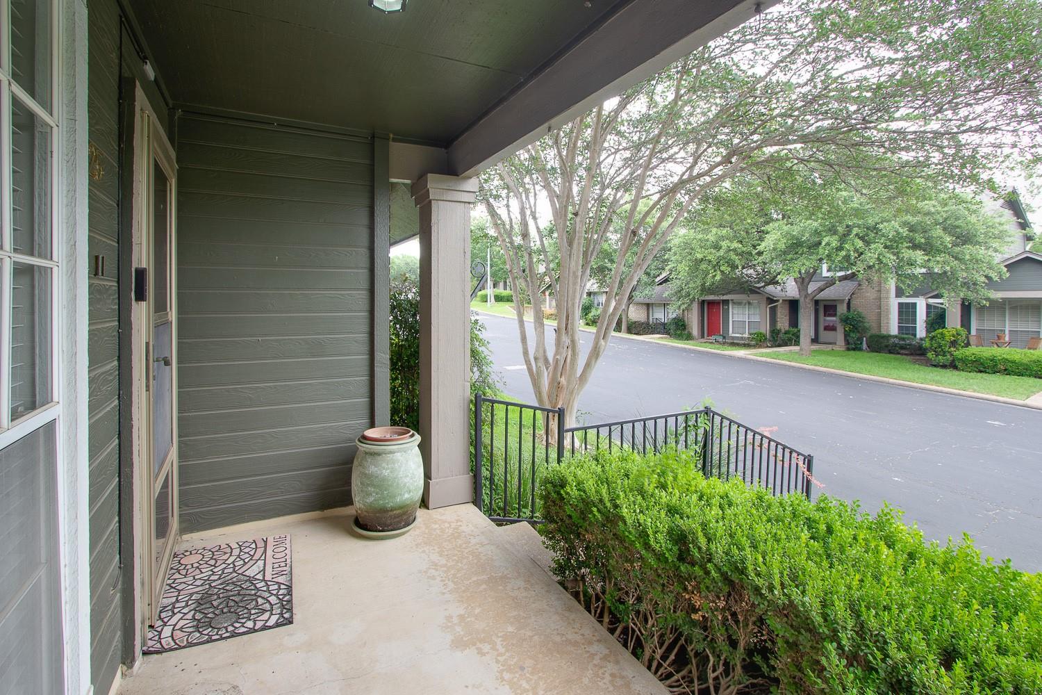 1015 E Yager Lane Austin TX 78753