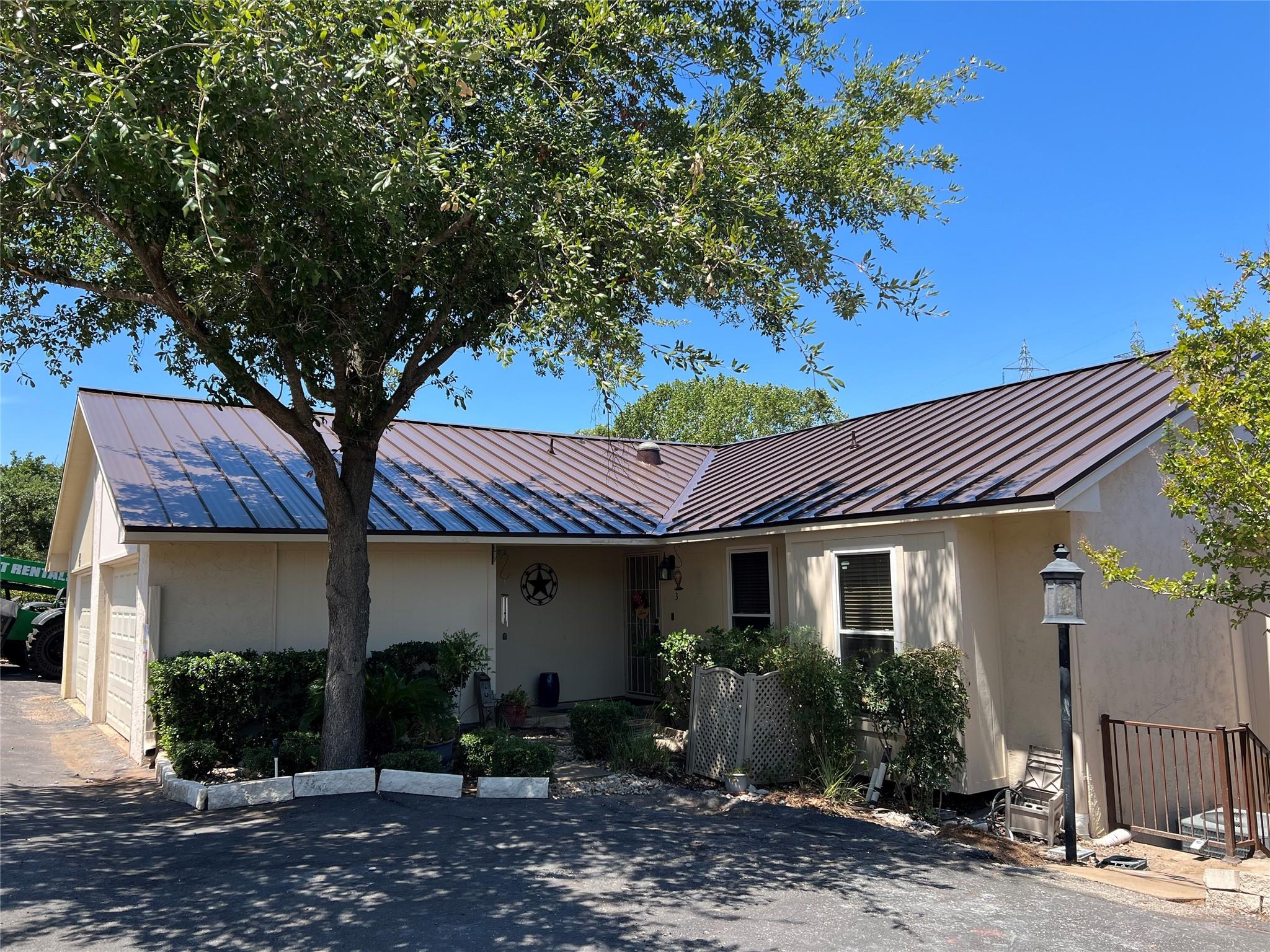 200 Full Moon Horseshoe Bay TX 78657
