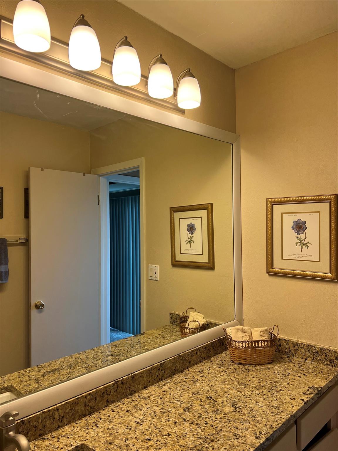 200 Full Moon Horseshoe Bay TX 78657