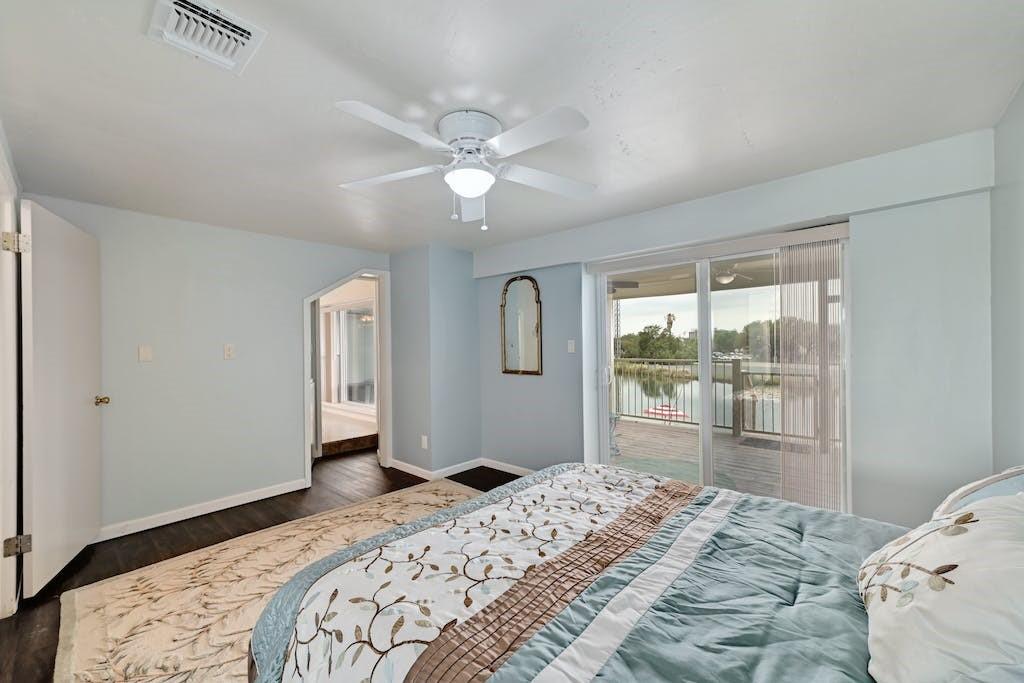 200 Full Moon Horseshoe Bay TX 78657