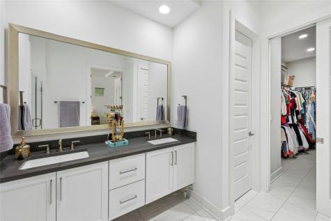 404 W Alpine Road Austin TX 78704