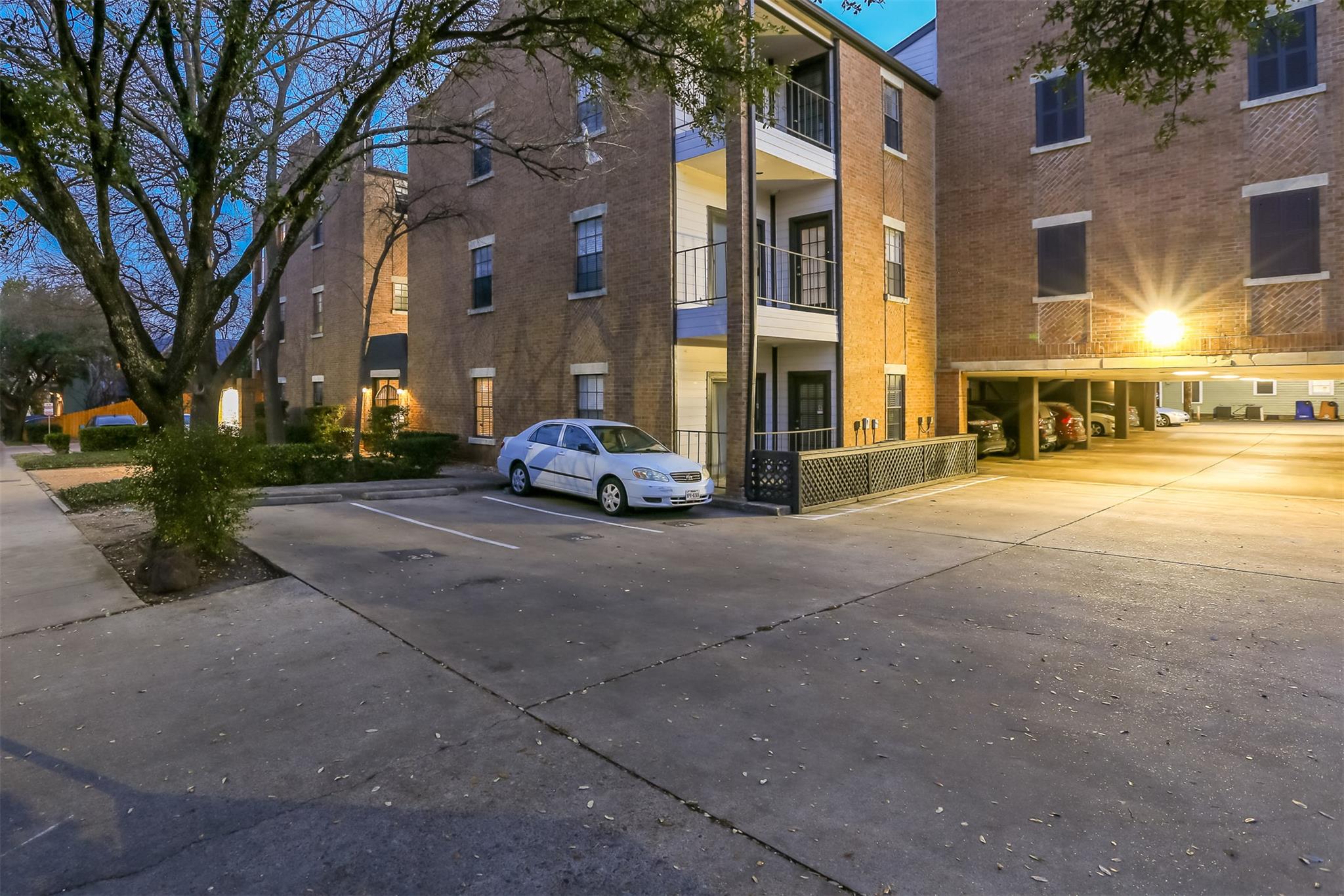 203 E 31st Street Austin TX 78705