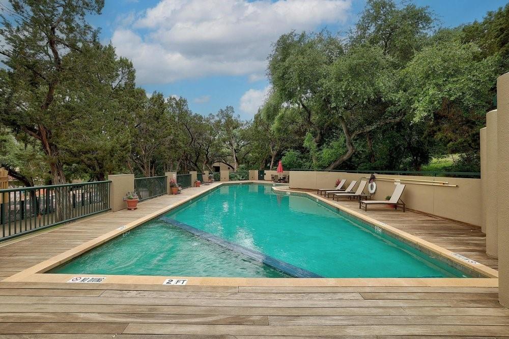 1735 Spyglass Drive Austin TX 78746