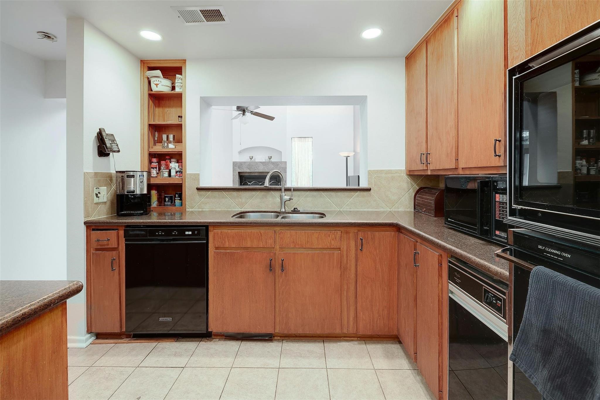1735 Spyglass Drive Austin TX 78746