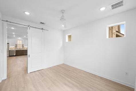 2624 Metcalfe Road Austin TX 78741